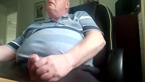Snapshot of billlllllyb chatting on 05-20-26, 01:50 billlllllyb online show from 05-20-26, 01:50