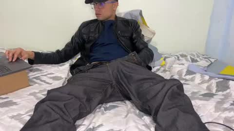 Snapshot of billy_magteo chatting on 08-09-26, 03:23 billy_magteo online show from 08-09-26, 03:23