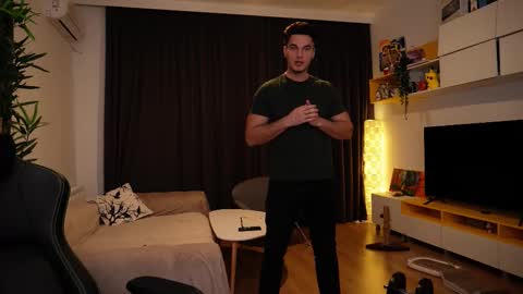 Snapshot of billypassion chatting on 11-18-25, 04:33 BillyPassion online show from 11-18-25, 04:33