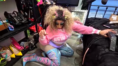 bimbogiga online show from 12-23-25, 05:49