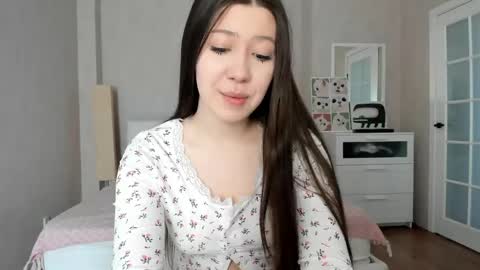 Snapshot of bina_mima chatting on 04-18-26, 09:35 bina_mima online show from 04-18-26, 09:35