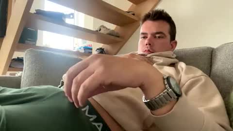 Snapshot of bingeling123 chatting on 09-22-25, 10:39 bingeling123 online show from 09-22-25, 10:39