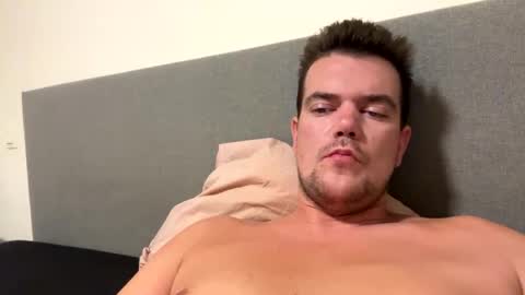 Snapshot of bingeling123 chatting on 09-27-25, 12:26 bingeling123 online show from 09-27-25, 12:26