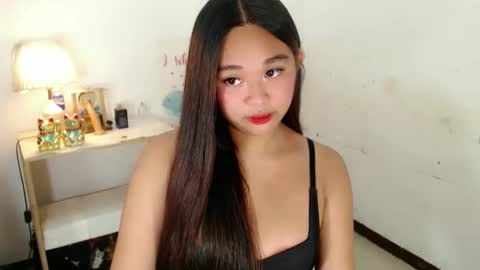 Snapshot of binnie_katchins chatting on 11-30-25, 08:13 binnie_katchins online show from 11-30-25, 08:13