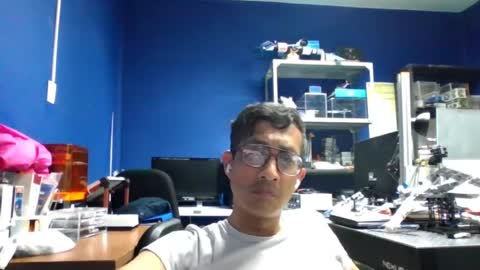 Snapshot of bisexmangenx chatting on 06-20-26, 01:09 Manu O online show from 06-20-26, 01:09