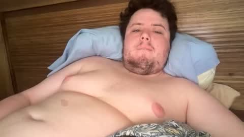 Snapshot of bisexualchubbyboy chatting on 02-07-25, 10:52 james online show from 02-07-25, 10:52