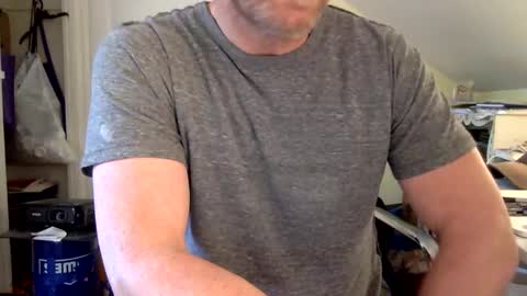 BisonBar online show from 03-28-26, 05:12