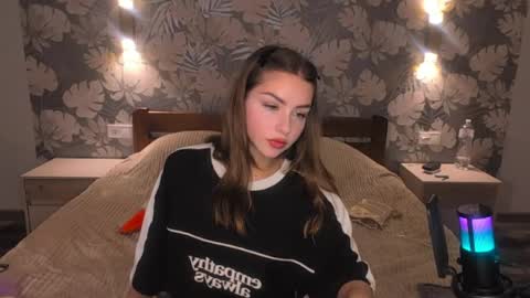 Margo online show from 05-19-26, 04:57