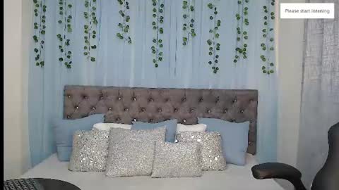 Snapshot of bivi_hot chatting on 06-12-26, 10:47 bivi hot online show from 06-12-26, 10:47