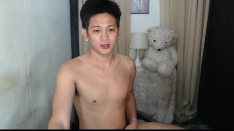 Snapshot of bj_alex31 chatting on 04-01-26, 04:26 alex online show from 04-01-26, 04:26
