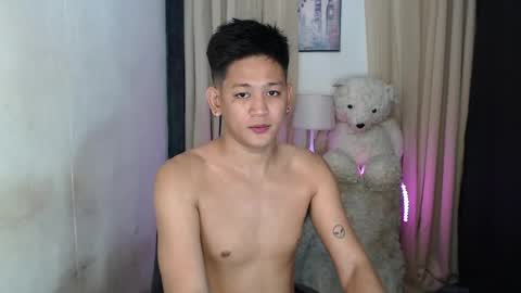 Snapshot of bj_alex31 chatting on 04-22-26, 06:31 alex online show from 04-22-26, 06:31