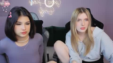 Julia online show from 09-16-25, 03:02