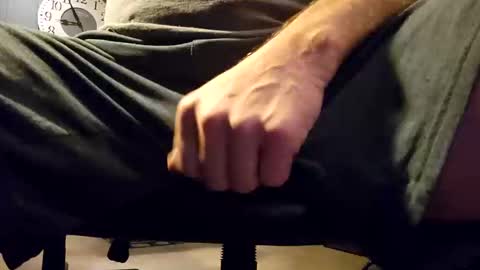 Snapshot of bkupsguy chatting on 10-14-25, 12:55 bkupsguy online show from 10-14-25, 12:55