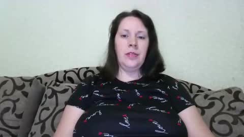 Snapshot of black__bird chatting on 02-19-25, 04:44 naughtyKate online show from 02-19-25, 04:44