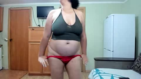 Snapshot of black__bird chatting on 09-15-25, 08:42 naughtyKate online show from 09-15-25, 08:42