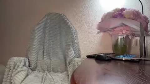 Alexandra online show from 06-23-26, 07:34