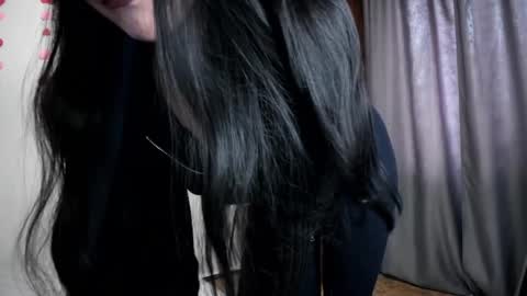 Snapshot of black_berry_bla_ck chatting on 03-04-25, 01:28 black_berry_bla_ck online show from 03-04-25, 01:28