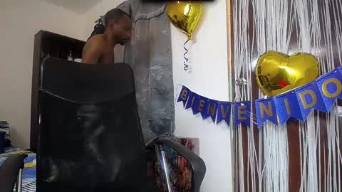 Snapshot of black_diamond_t chatting on 01-15-25, 12:51 Black Diamond online show from 01-15-25, 12:51