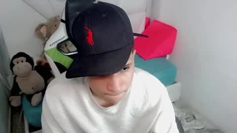 Black diamondd  online show from 04-21-26, 07:17