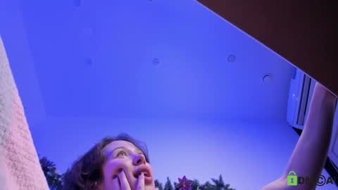 Jenny online show from 12-26-24, 01:32