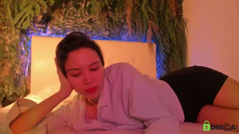 Jenny online show from 01-23-25, 01:13