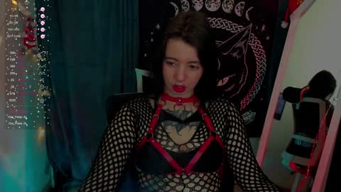  Black Kittie    Wednesday - 1300 - 1900 GMT help me get 100 thumbs up online show from 01-07-25, 04:48