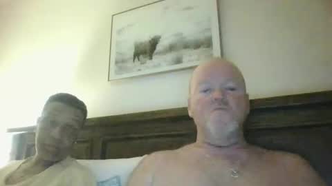 black_n_white4 online show from 12-17-24, 10:34