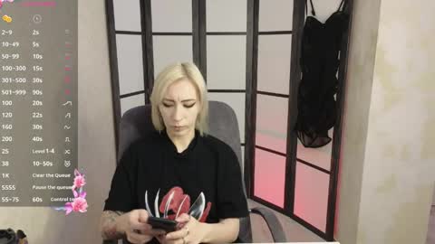 Emily online show from 04-23-26, 12:29