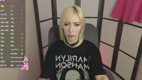 Emily online show from 06-09-26, 08:26