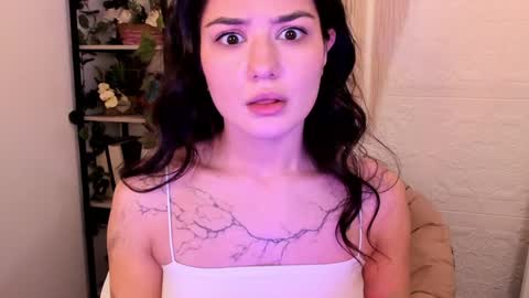 Snapshot of black_pant3r chatting on 01-15-25, 02:38 Mon Mon online show from 01-15-25, 02:38