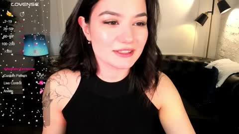 Snapshot of black_pant3r chatting on 09-14-25, 02:44 Mon Mon online show from 09-14-25, 02:44