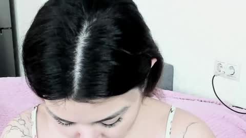Mon Mon online show from 05-08-26, 03:23