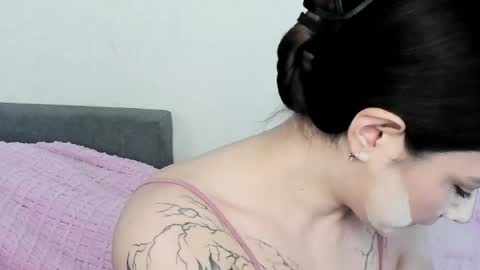 Mon Mon online show from 05-13-26, 06:22