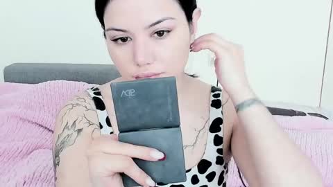 Mon Mon online show from 05-20-26, 02:51