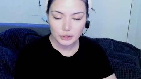 Mon Mon online show from 05-22-26, 01:24