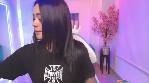 Rousse  online show from 04-17-26, 04:15