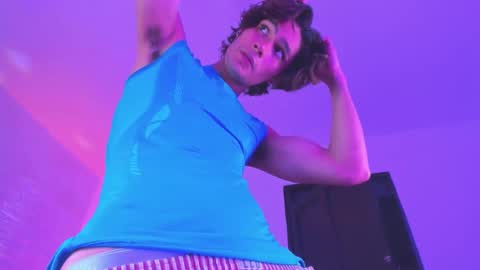 Bryan  online show from 09-21-25, 10:44