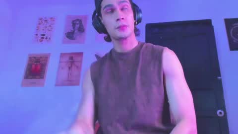 Snapshot of black_skull22 chatting on 04-09-26, 01:27 Bryan online show from 04-09-26, 01:27