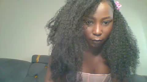 Snapshot of black_umbre chatting on 07-02-26, 07:36 Dee online show from 07-02-26, 07:36