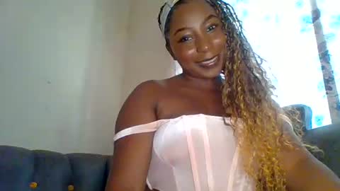 Snapshot of black_umbre chatting on 08-06-26, 09:22 Dee online show from 08-06-26, 09:22