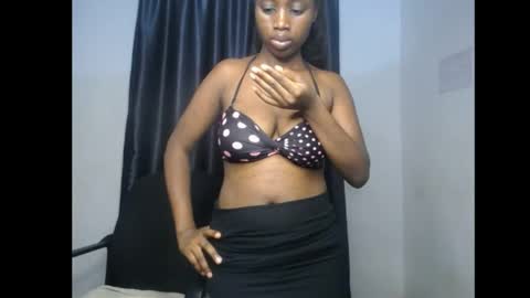 Snapshot of blackbeauty60 chatting on 04-15-26, 07:58 lela online show from 04-15-26, 07:58