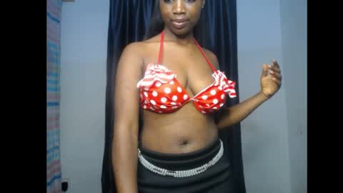 Snapshot of blackbeauty60 chatting on 04-17-26, 06:11 lela online show from 04-17-26, 06:11