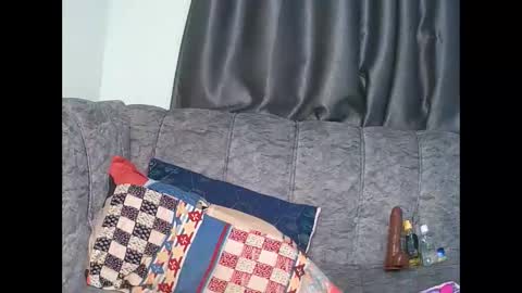 candy online show from 10-25-25, 04:31