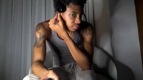 BlackBullTitus online show from 09-10-25, 05:51