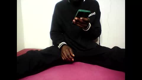 blackcoupel online show from 11-30-25, 07:18