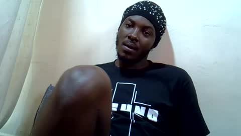 Snapshot of blackcoupel chatting on 05-27-26, 02:47 blackcoupel online show from 05-27-26, 02:47