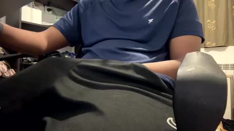 Snapshot of blackdiscreet chatting on 01-15-25, 01:23 blackdiscreet online show from 01-15-25, 01:23