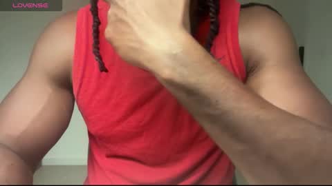 blackmuscles77 online show from 03-11-26, 03:23