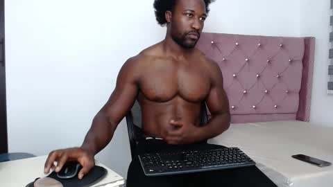 Snapshot of blacknikes chatting on 10-15-25, 11:10 Twtter 1MikeBeckford            Onlyfns beckfordmike online show from 10-15-25, 11:10