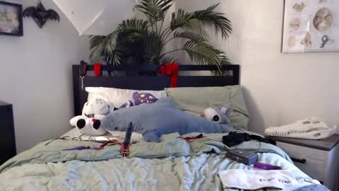 Snapshot of blackrxse chatting on 01-07-25, 11:03 Roselina online show from 01-07-25, 11:03